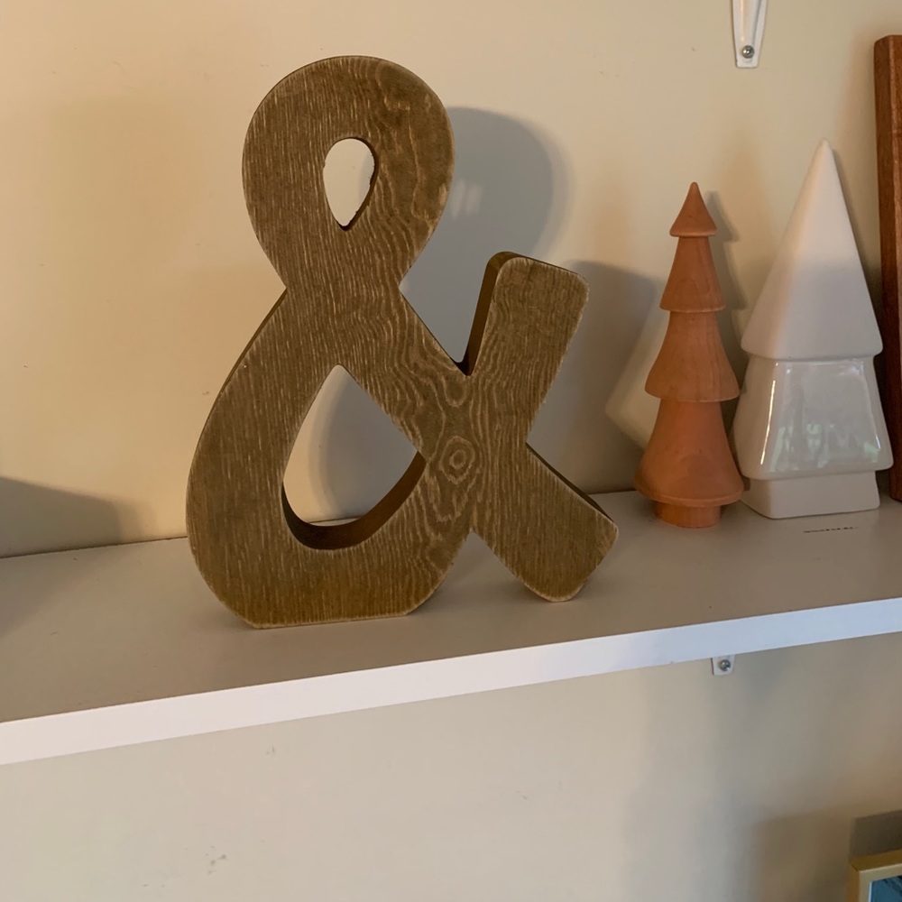 Wood & (and) symbol